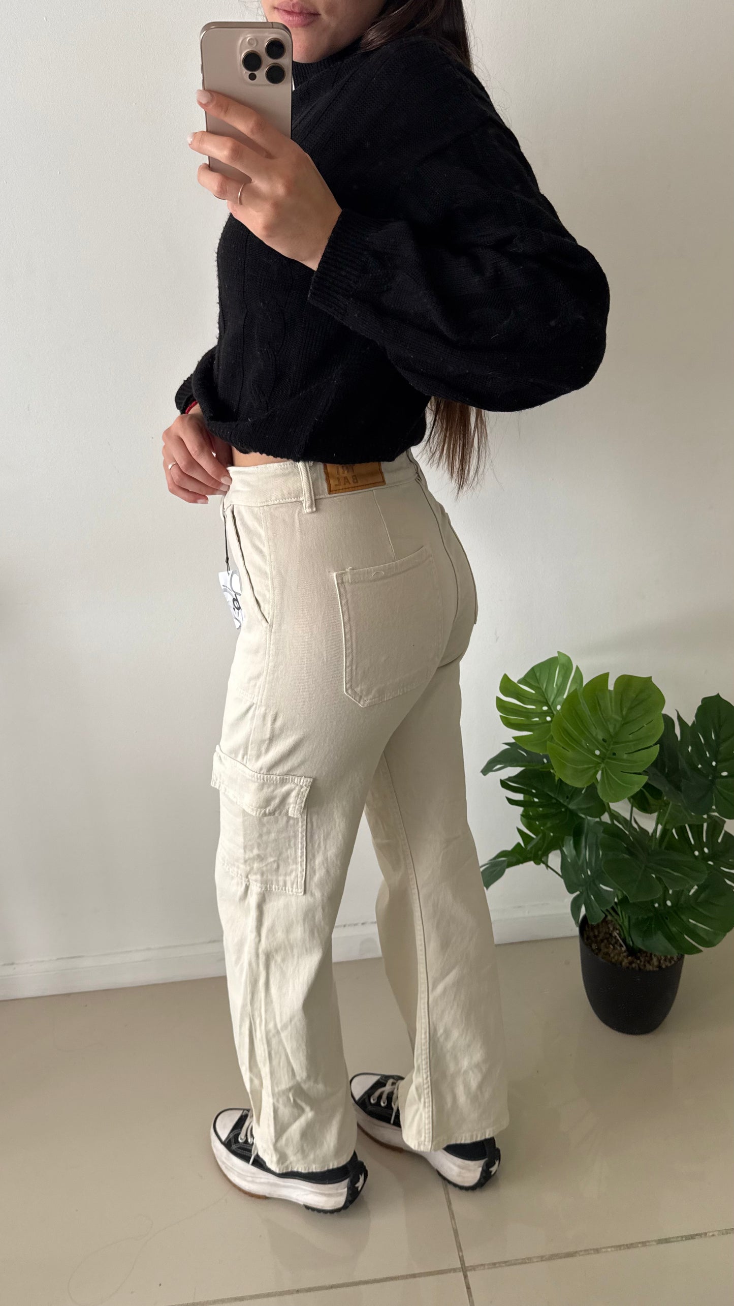 Cargo beige tribal talle 30