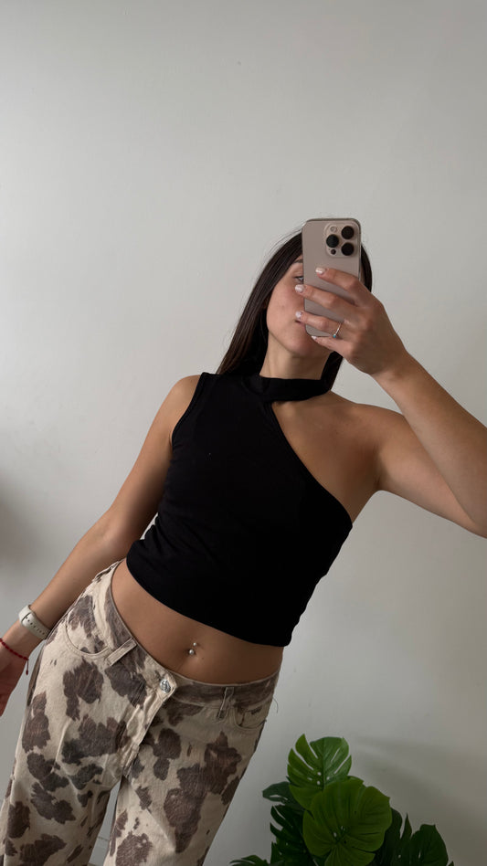 top al cuello sin hombro talle M